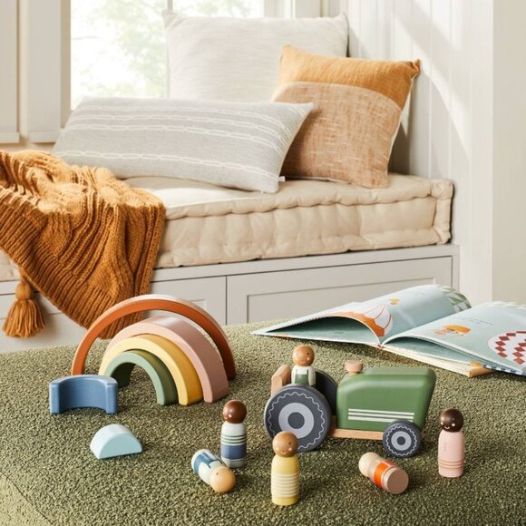 Wooden Toy Farm Tractor Green - Hearth & Hand Magnolia -‎ New in Box - Picture 2 of 6